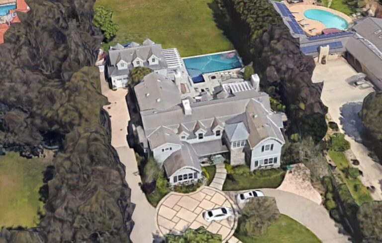 Chris Martin & Gwyneth Paltrow’s House | President House